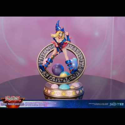 FIRST 4 FIGURE -- YU-GI-OH! -- BLACK MAGICIAN GIRL